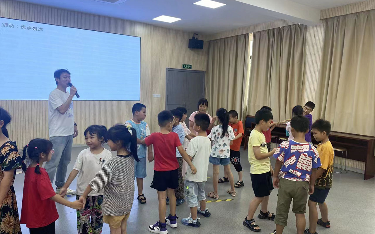 北安龙观乡中心学校